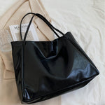 Large-capacity soft leather shoulder bucket bag
