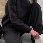 Knitted solid color loose casual suit