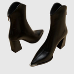 RELAXED FIT HEELS