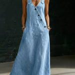 Vera | Denim dress with buttons