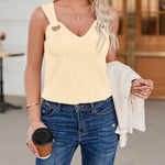 Zeagoo Women Summer Tops Cute Tank Tops V Neck 2024 Trendy Fashion Sleeveless Shirts