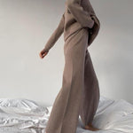Knitted solid color loose casual suit