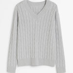 SUNNIVA | V-NECK CABLE-KNIT SWEATER