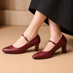 Women's Leather Pointed Pumps | Refined Everyday Fit