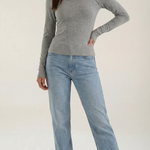 Long-sleeved knit top with Barbara-style slits