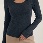 Long-sleeved knit top with Barbara-style slits