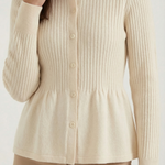 Diana cardigan with ruffles and buttons