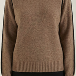 Turtleneck sweater with contrasting details