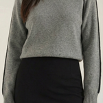 Turtleneck sweater with contrasting details